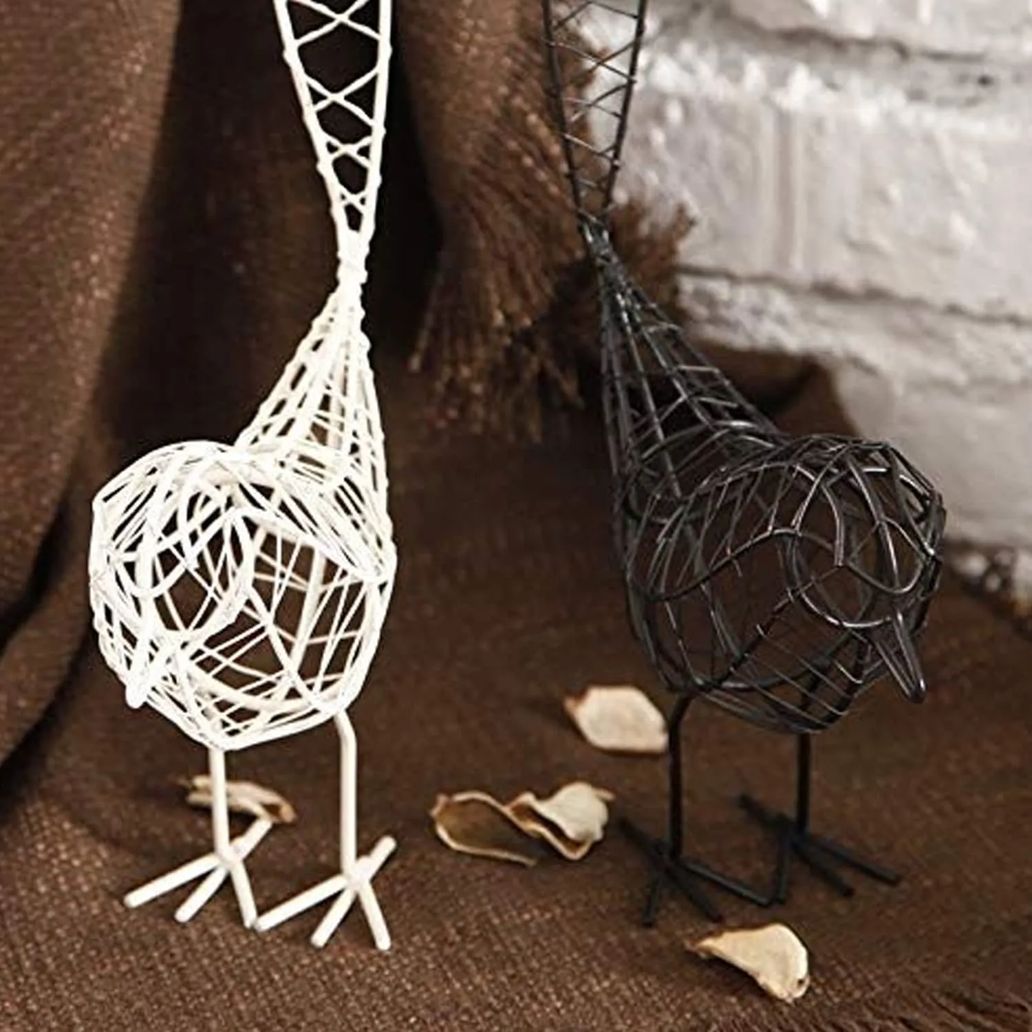 LIFEHAXTORE Metal Wire Black and White Bird Figurine | Beautiful Home Decor - (Pack of 2, Black and White)