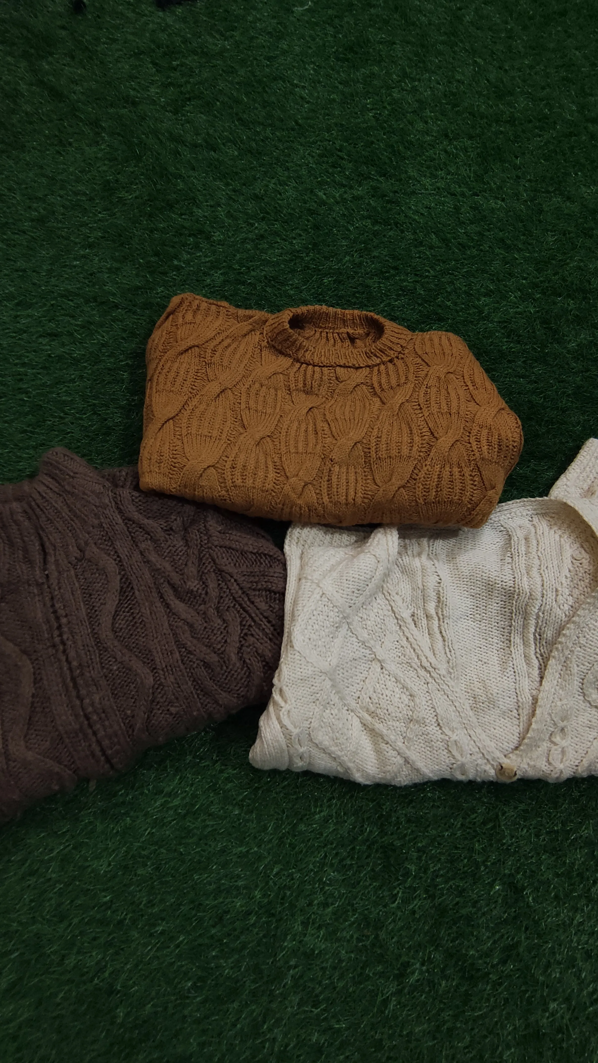 Unbranded sweaters 15 pcs